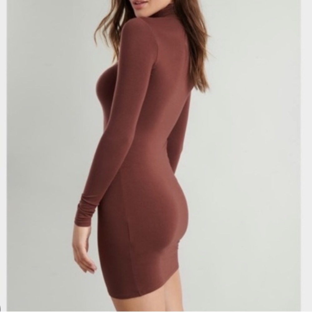 Garage brown bodycon turtleneck dress size xs